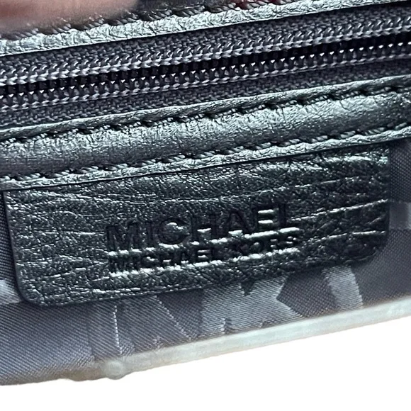 Michael Kors Metallic Leather Berkley Clutch Purse Magnetic Closure - Picture 6 of 7